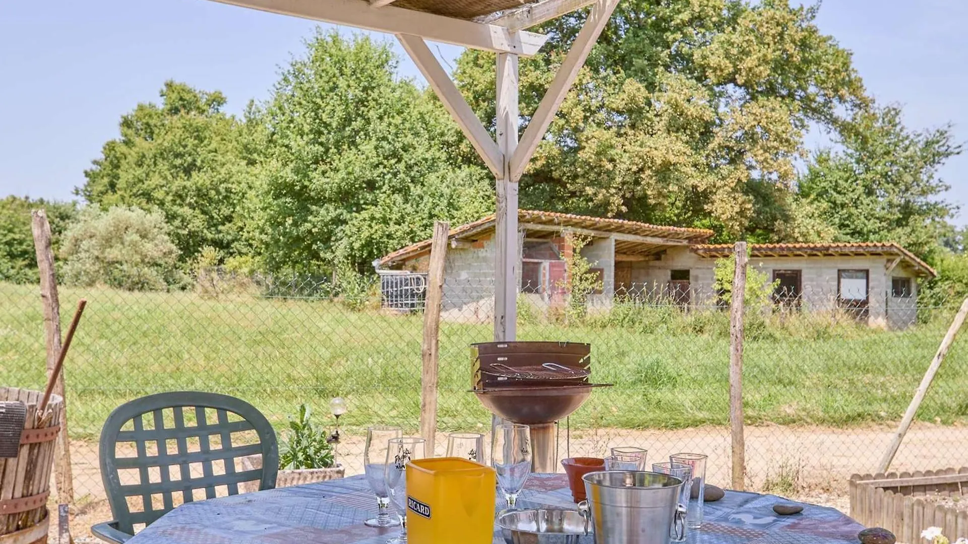 Charmant T2 Avec Terrasse Fleurie, Wifi, Animaux Admis - Fr-1-841-81 Barbotan-les-Thermes 0*,  France